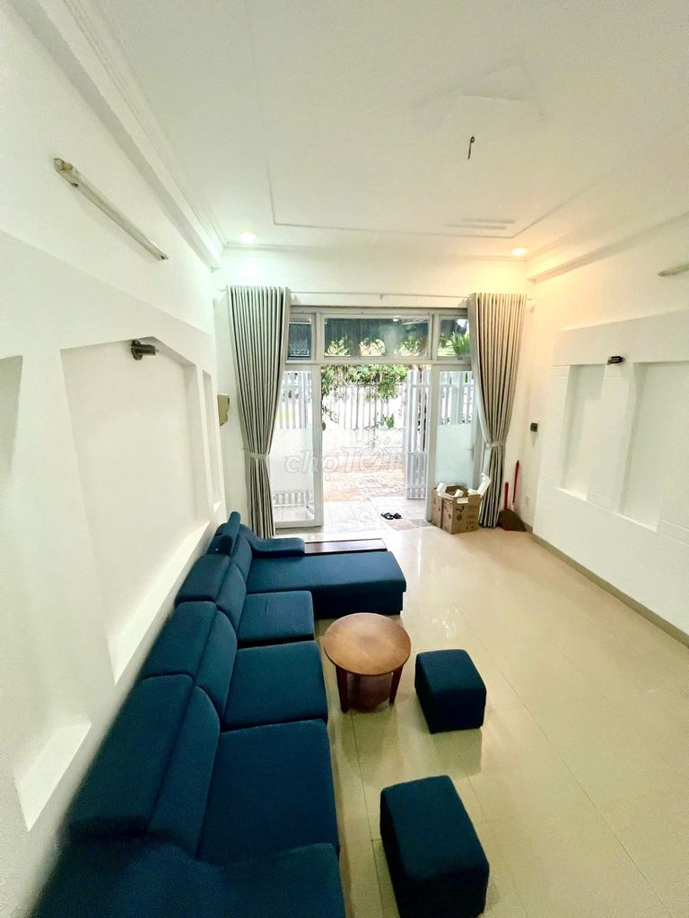 Rent · 3 bd · 100 м² · Quận Ngũ Hành Sơn, ул. Đường An Thượng 20