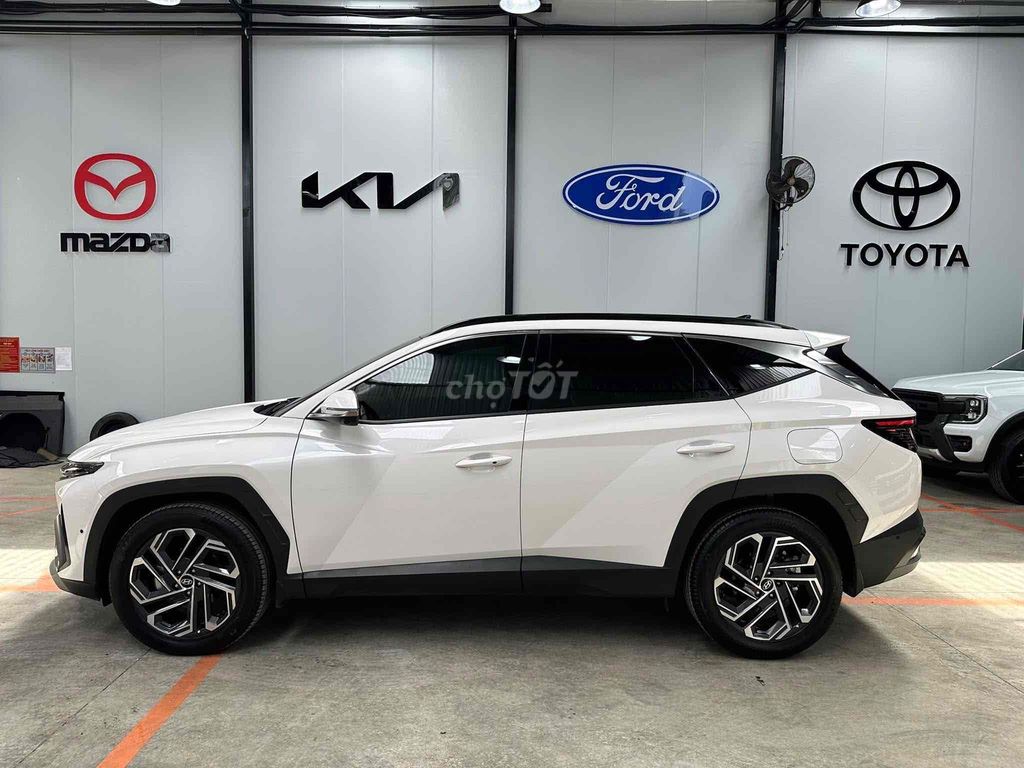 Hyundai Tucson 2024 1.6 Turbo Htrac. Mua bán Ô tô tại Thành phố Buôn Ma Thuột Đắk Lắk được đăng bởi Hiếu Đắk Lắk hình 4