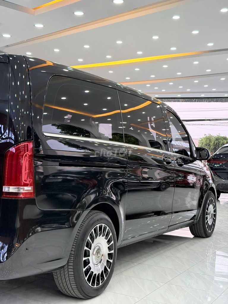Mercedes Benz V Class 2015 V220d CDI - 122000 km. Mua bán Ô tô tại Quận 5 Tp Hồ Chí Minh được đăng bởi Ô Tô Thiên Hải  hình 5