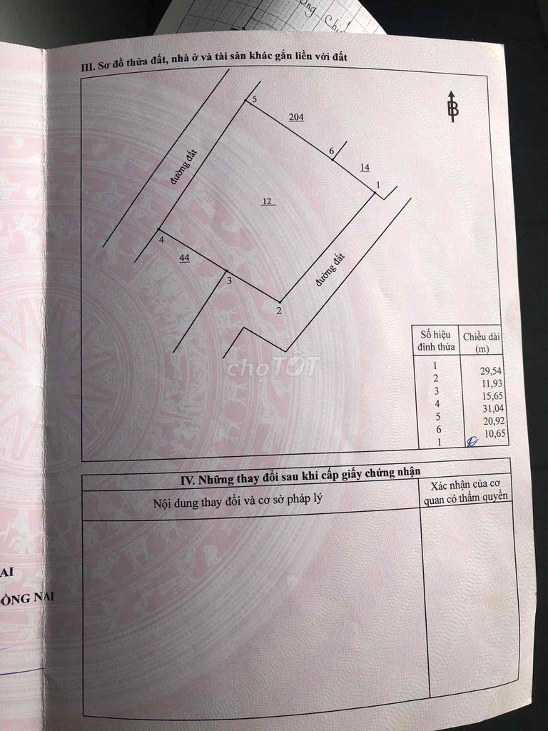 1/ cách Hùng VƯƠNG 20m . oto tránh nhau