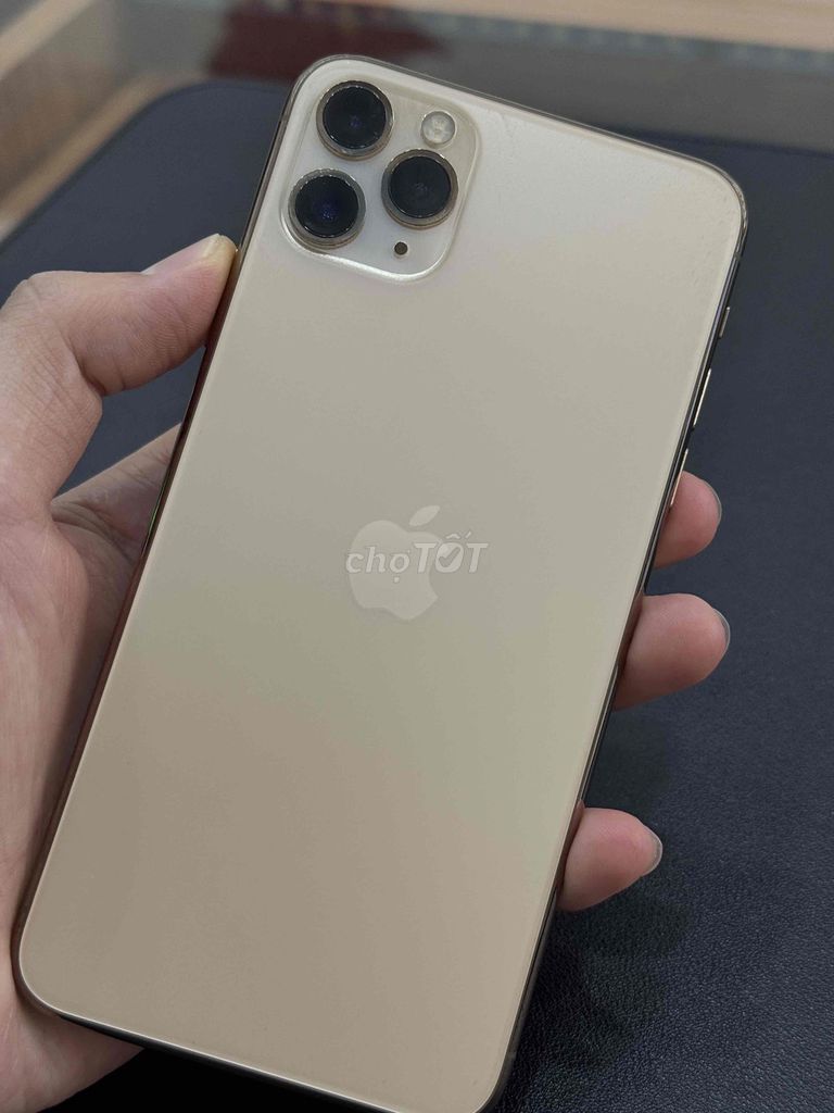 iPhone 11 Pro Max 256GB gold máy đẹp. Mua bán Điện thoại tại Thành phố Buôn Ma Thuột Đắk Lắk được đăng bởi Nguyễn Hoàng hình 1