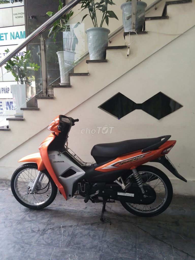 0393873666 - Wave A 110cc cam đen, đi hơn 8000km, đẹp như mới