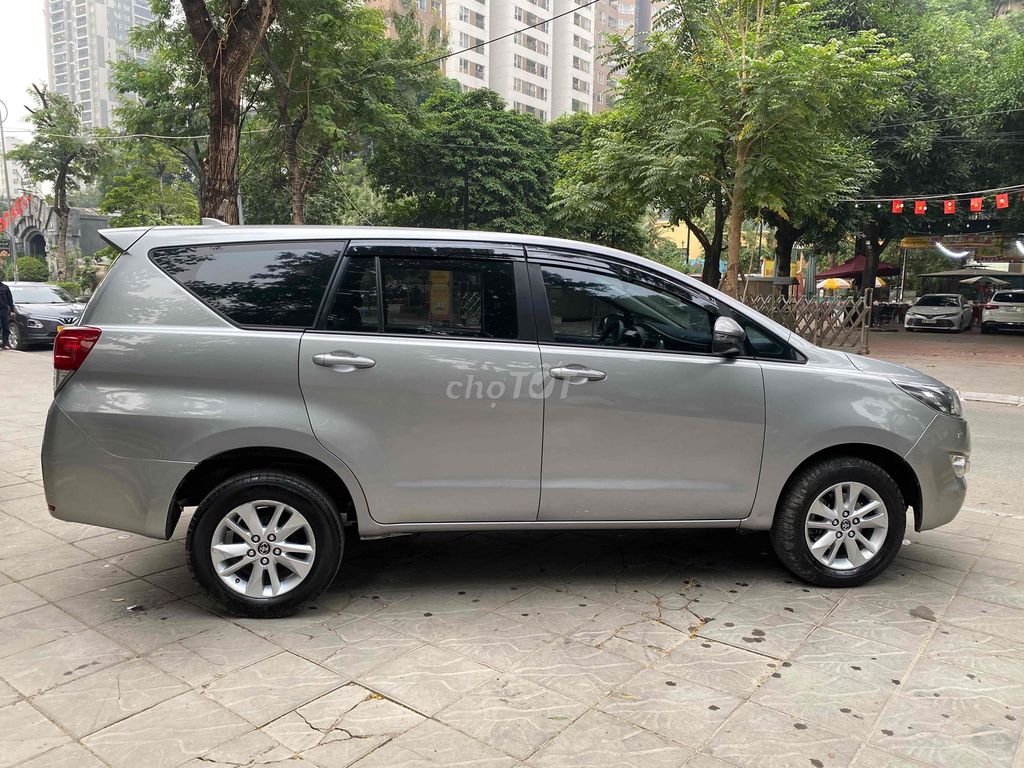 Toyota Innova 2017 2.0E - 98000 km. Mua bán Ô tô tại Quận Thanh Xuân Hà Nội được đăng bởi Bảo Hùng hình 2