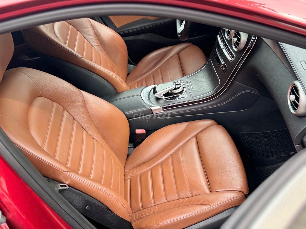 Mercedes Benz GLC Class 2017 300 - 55000 km. Mua bán Ô tô tại Quận Thanh Xuân Hà Nội được đăng bởi Nguyễn Tuấn Hoàng hình 15