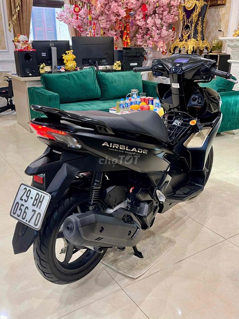 XE MÁY 68 - Honda Air Blade 125 2024 Đen Sần Lướt. Mua bán Xe máy tại Quận Hai Bà Trưng Hà Nội được đăng bởi Đức Anh hình 8