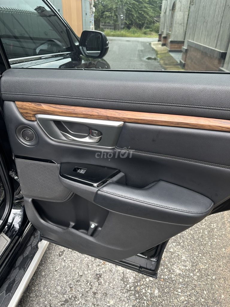 Honda CR V 2018 G - 49800 km. Mua bán Ô tô tại Thành phố Biên Hòa Đồng Nai được đăng bởi Tấn Thịnh hình 10