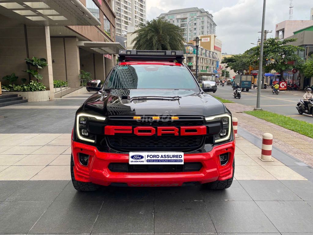 FORD EVEREST TITANIUM 2C CÁ NHÂN 2024 - 11500 KM. Mua bán Ô tô tại Quận Tân Bình Tp Hồ Chí Minh được đăng bởi Mr Hoài SÀI GÒN FORD  hình 1