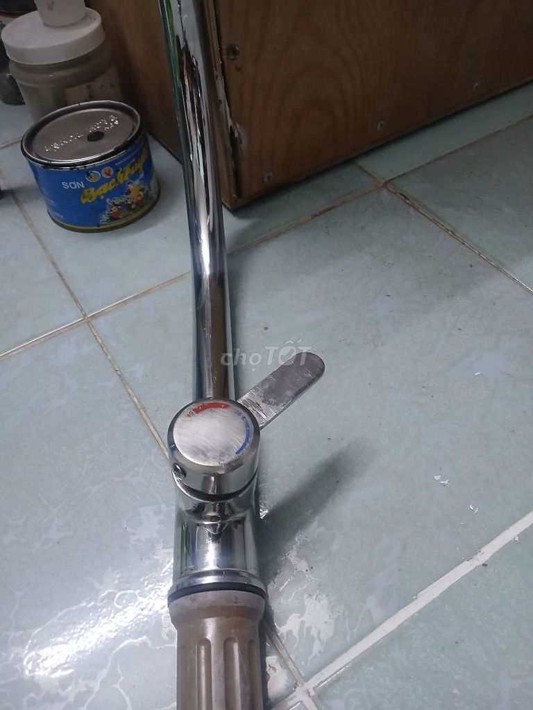 Vòi sen nóng lạnh kim loại bạc. Mua bán Thiết bị vệ sinh, nhà tắm tại Quận Gò Vấp Tp Hồ Chí Minh được đăng bởi Hero Kieu hình 1