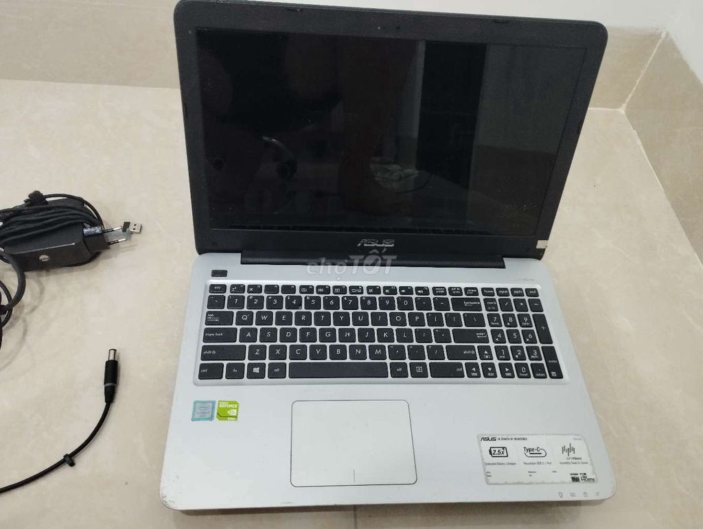 ASUS A550UP-XX002D i7-6500U 15.6 inch 4GB/1TB. Mua bán Laptop tại Quận Ngũ Hành Sơn Đà Nẵng được đăng bởi Trần Quang Đông hình 1