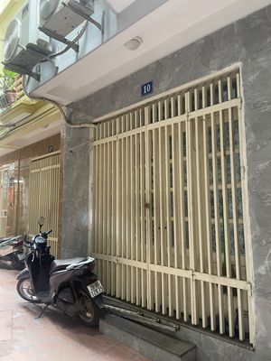 Nhà phố 48 m² · 6 PN · Phố Vĩnh Phúc