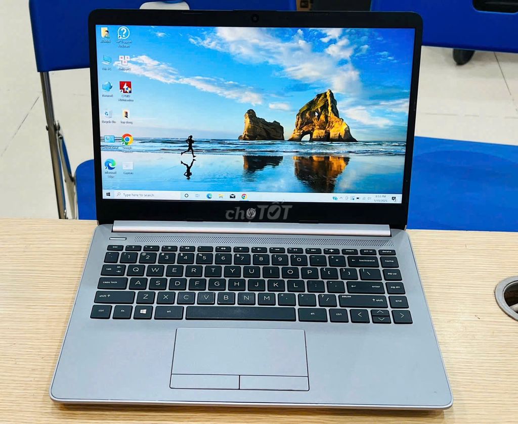 Em cần bán Laptop HP 240 G8 i3 1005G1 8Gb 256G