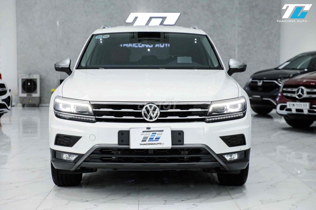 Volkswagen Tiguan bản full đời 2023 đi 27k km. Mua bán Ô tô tại Quận Gò Vấp Tp Hồ Chí Minh được đăng bởi Kính Đặng Ô Tô Lướt hình 1