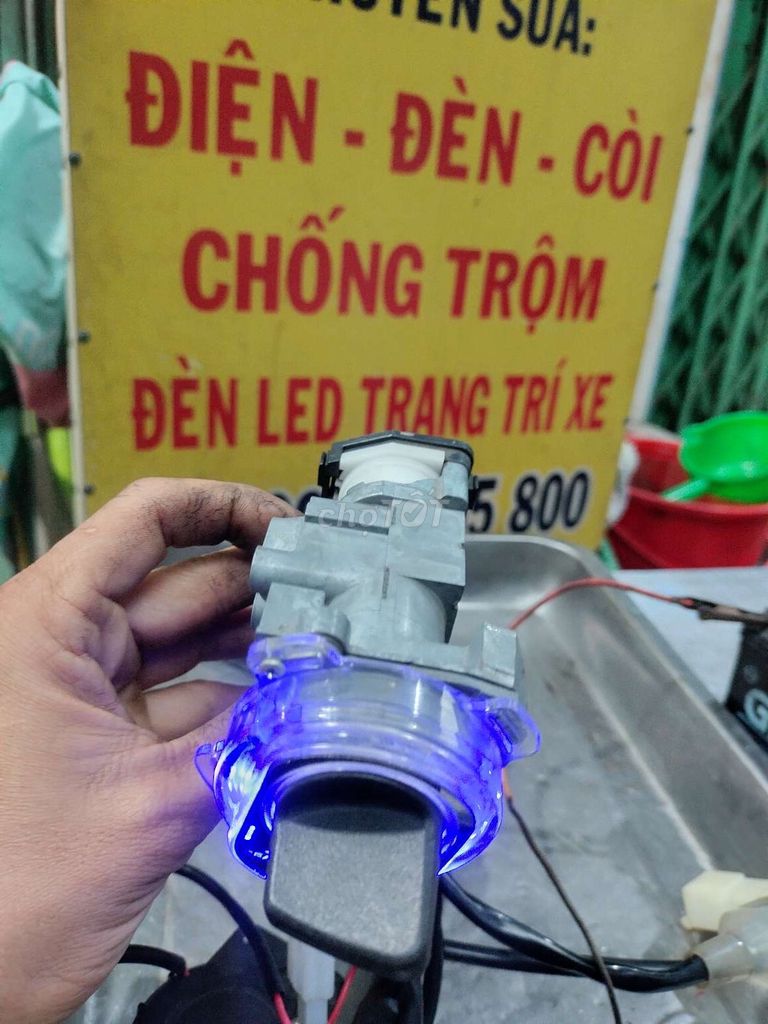 Ổ khóa smaarkey hàng zin hãng.1 remote. Mua bán Phụ tùng xe tại Quận 11 Tp Hồ Chí Minh được đăng bởi CHÂU MINH LONG hình 2