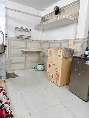 cho thuê phòng trọ có máy lạnh, tủ lạnh, toilet riêng…