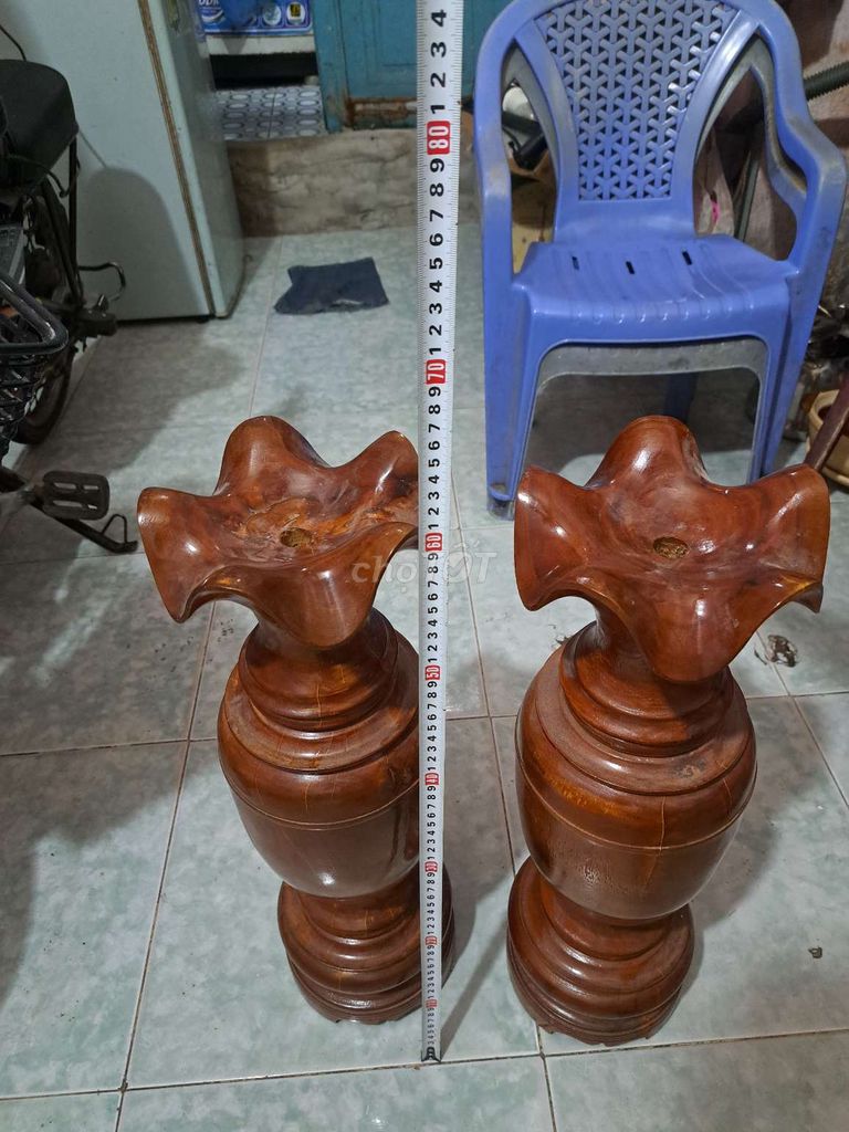 Cặp bình đẹp = gổ cao 60cm..Bán 1tr3/2 cái