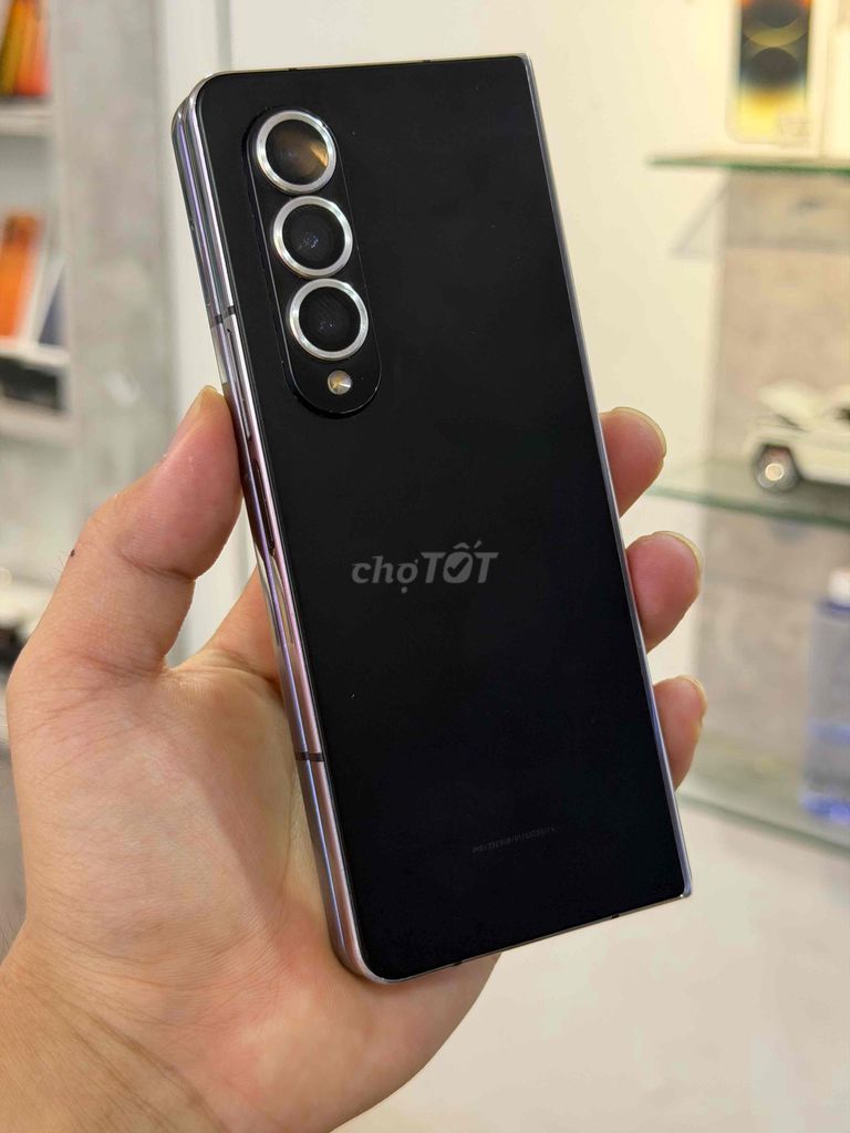 Samsung Galaxy Z Fold4 12GB/512GB 2 SIM. Mua bán Điện thoại tại Quận 3 Tp Hồ Chí Minh được đăng bởi Phone2Hand hình 1