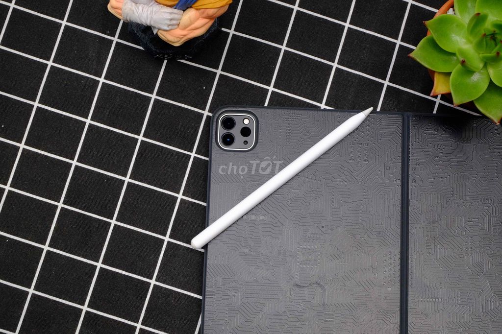 Apple iPad Pro M2 12.9 + phím + bút. Mua bán Máy tính bảng tại Quận 3 Tp Hồ Chí Minh được đăng bởi Duy hình 1