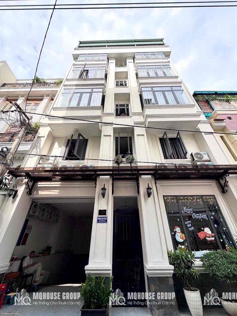 PHÒNG TRỌ MINI NHÀ MỚI THANG MÁY BẢO VỆ HẦM XE FULL NT NGAY SÂN BAY