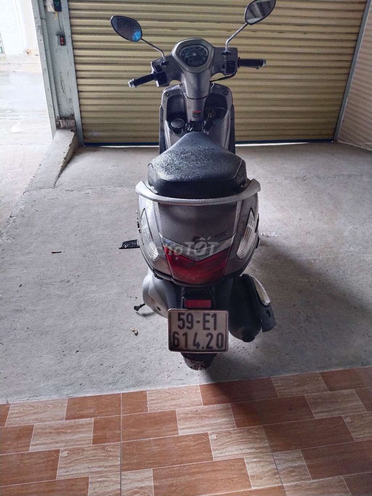 Nhà mình cần bán xe Grande đời 2017. Mua bán Xe máy tại Quận 12 Tp Hồ Chí Minh được đăng bởi Bình an hình 4