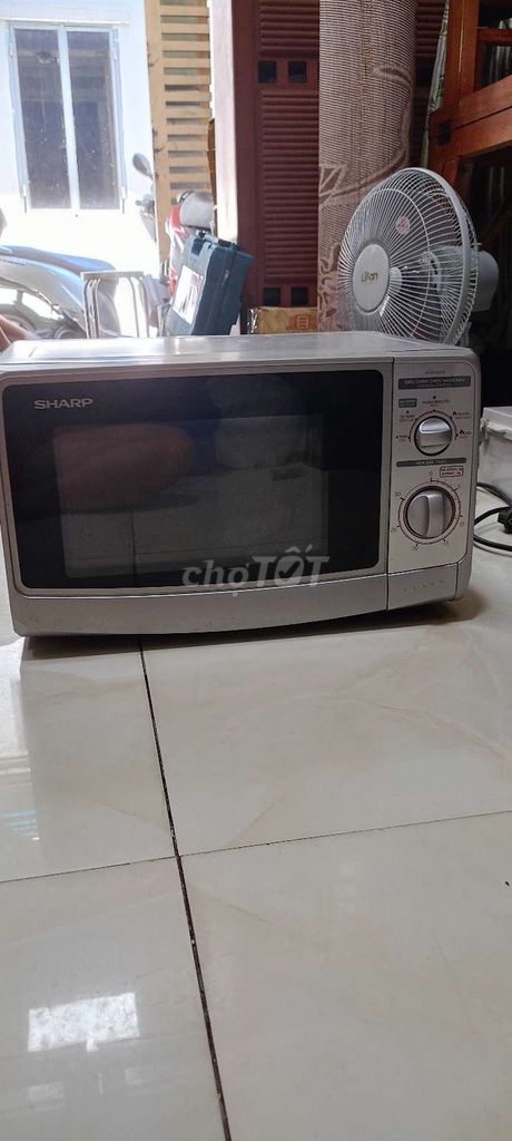 Lò vi sóng Sharp R-21A105VN Bạc. Mua bán Bếp, lò, đồ điện nhà bếp tại Quận Gò Vấp Tp Hồ Chí Minh được đăng bởi Cô Sương Gia Dụng  hình 1