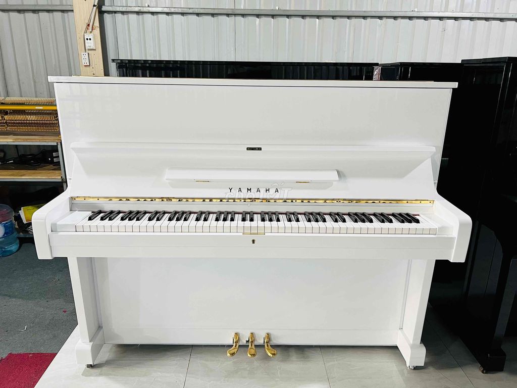 PIANO CƠ YAMAHA U1E TRẮNG