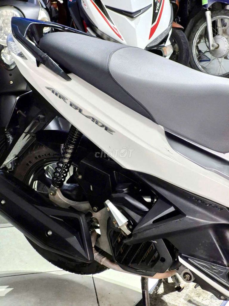 Air Blade 2015 BS65 Máy zin sơn zin góp đưa 0đ. Mua bán Xe máy tại Quận Bình Thuỷ Cần Thơ được đăng bởi Xe Máy Bảo Nhi hình 6