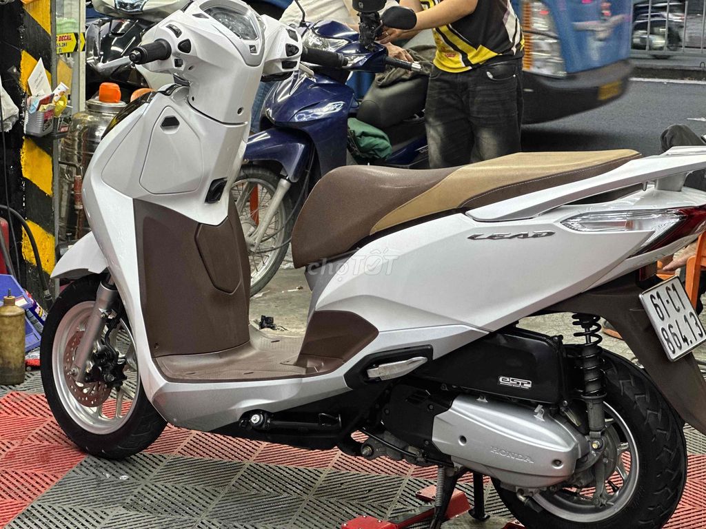 Lead 2018 khoá smk.9chủ bao ký uỷ quyền. Mua bán Xe máy tại Quận Bình Thạnh Tp Hồ Chí Minh được đăng bởi Chương Decal hình 9