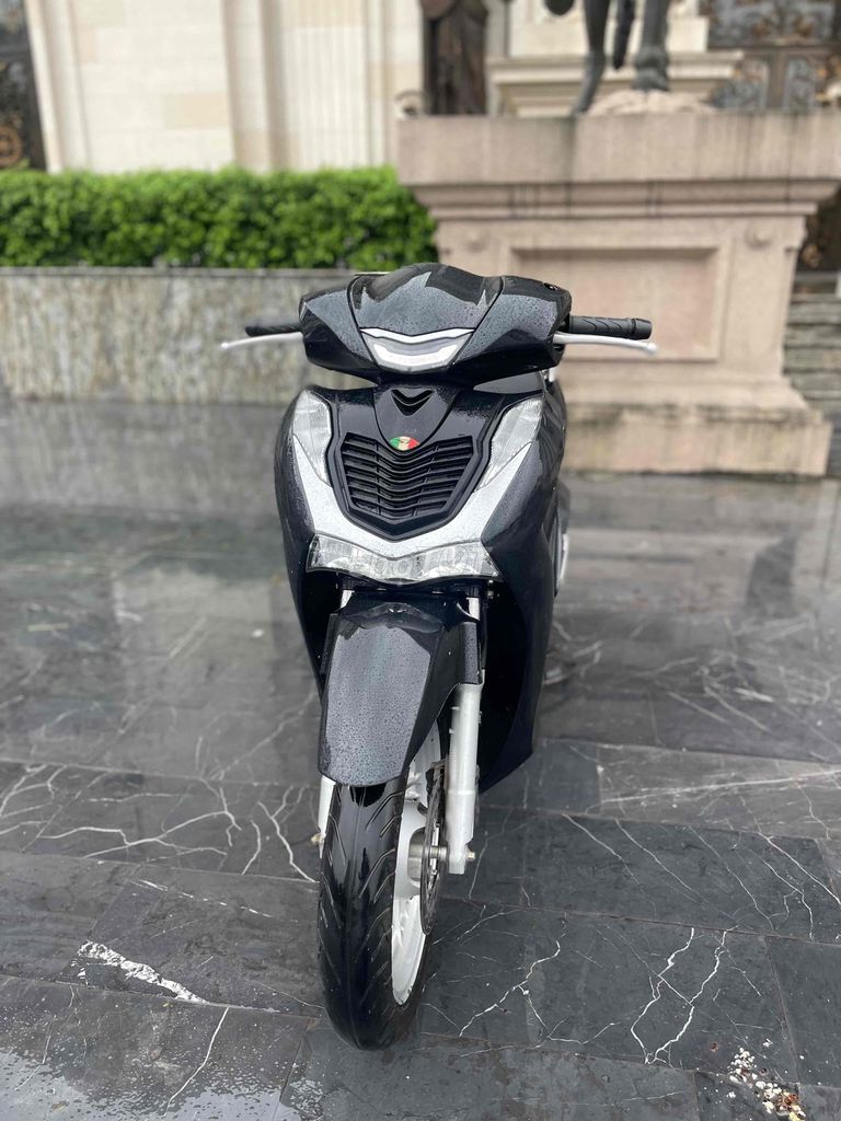 sh lướt đẹp,bán hoặc giao lưu xe khác. Mua bán Xe máy tại Thành phố Vinh Nghệ An được đăng bởi Mạnh Nhỏ hình 4