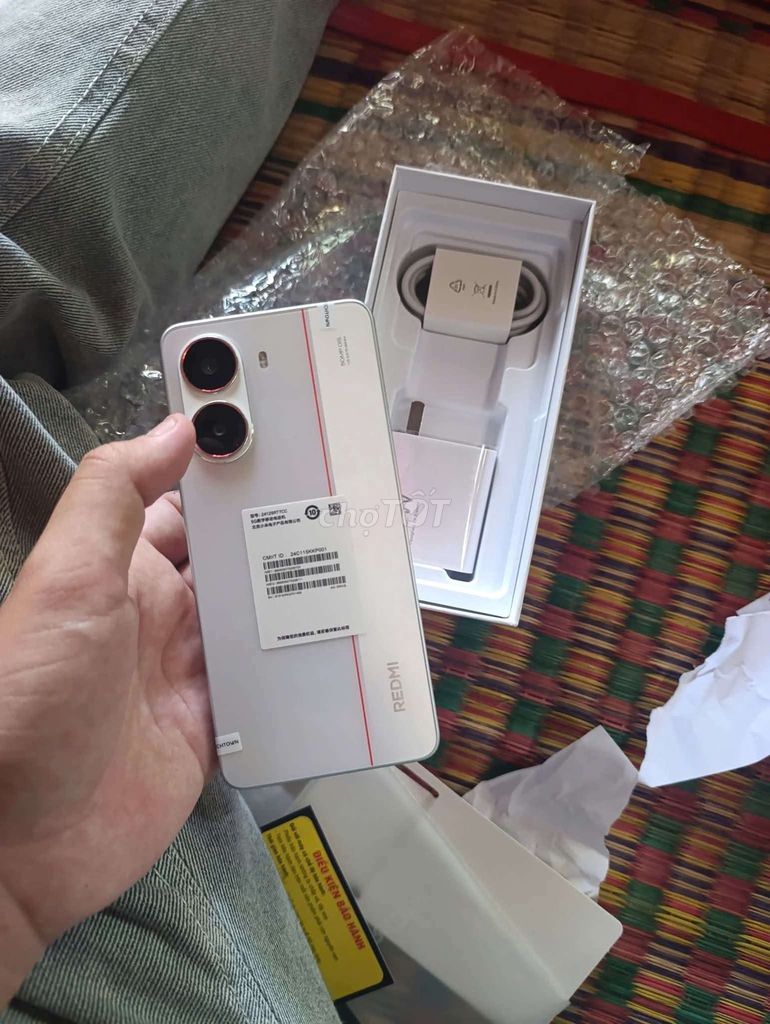 Xiaomi Redmi Turbo 4 Trắng 99% mới. Mua bán Điện thoại tại Huyện Cầu Ngang Trà Vinh được đăng bởi Vũ Luân hình 1