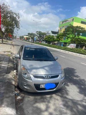Hyundai i20 2013 1.4 AT - 140000 km