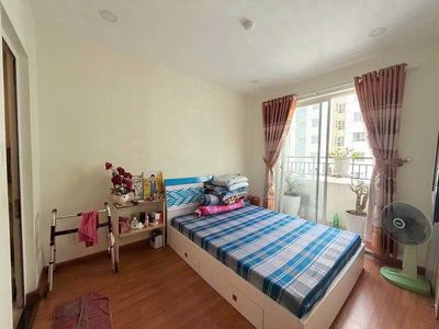 Rent · 2 bd · 75 м² · Quận Phú Nhuận, ул. Đường Hoa Sứ