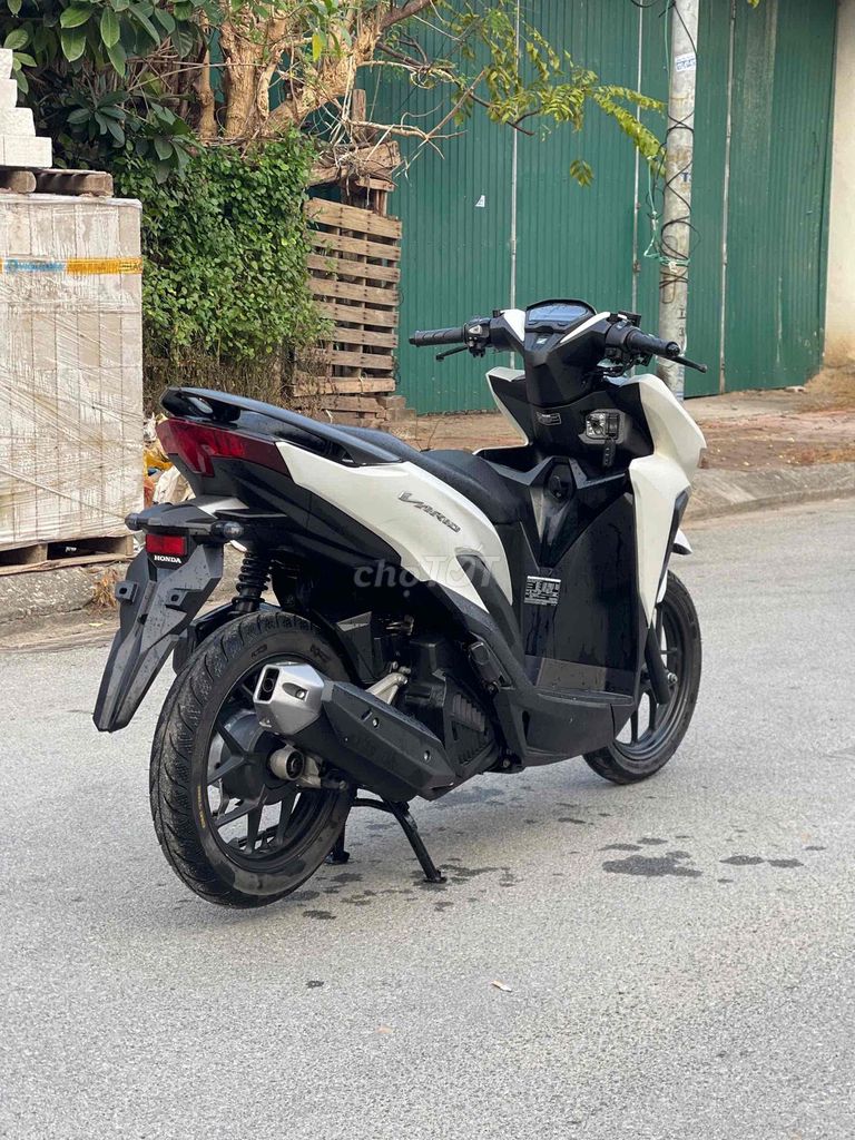Honda Vario 125i 2021 Trắng 10000 km. Mua bán Xe máy tại Huyện Gia Lâm Hà Nội được đăng bởi Xe Máy Phúc Hưng hình 6
