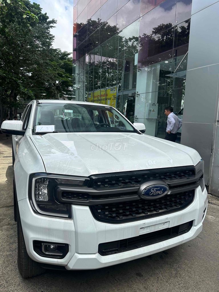 Ford Ranger XLS trả trước chỉ từ 197tr nhận xe.. Mua bán Ô tô tại Thành phố Thủ Đức Tp Hồ Chí Minh được đăng bởi Tiến Ford Thủ Đức hình 15