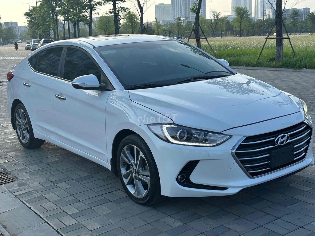 Hyundai Elantra 2017 2.0 AT - 96.000km - Mới về! Hàng HOT!💥💥💥