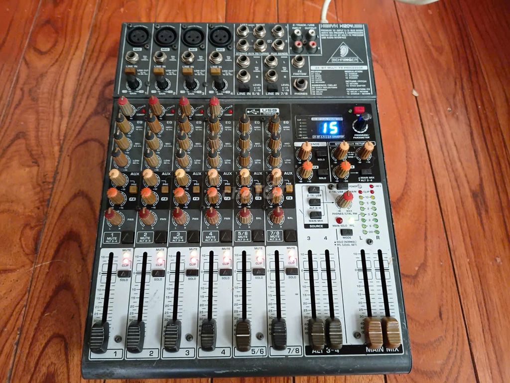 Mixer Behringer Henyk X1204USB. Mua bán Tivi, Âm thanh tại Quận Tân Phú Tp Hồ Chí Minh được đăng bởi Nguyen Hoang hình 1