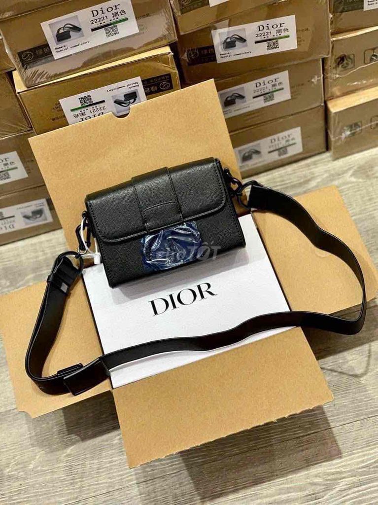 Túi Nam Đeo Chéo Dior Đen