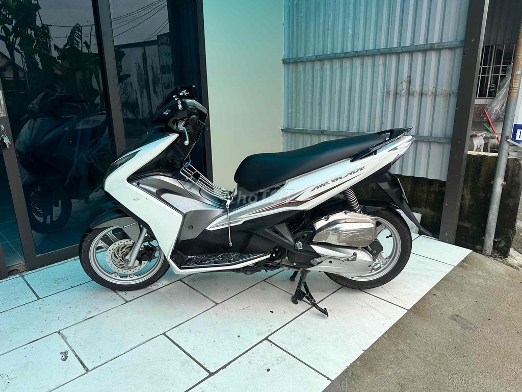 Honda Air Blade 2014 Trắng bạc