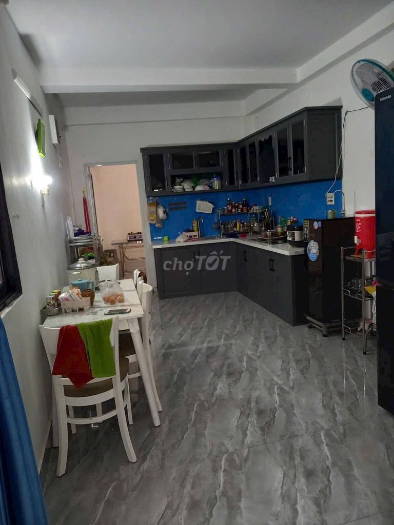 2-этажный дом Ле Куанг Динь, Бинь Тхань | 63 м², 4 спальни