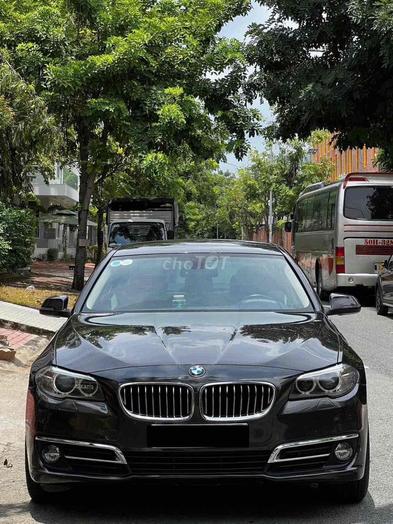 BMW 5 Series 2011 523i - 95000 km. Mua bán Ô tô tại Quận 1 Tp Hồ Chí Minh được đăng bởi Phu Nguyen hình 1