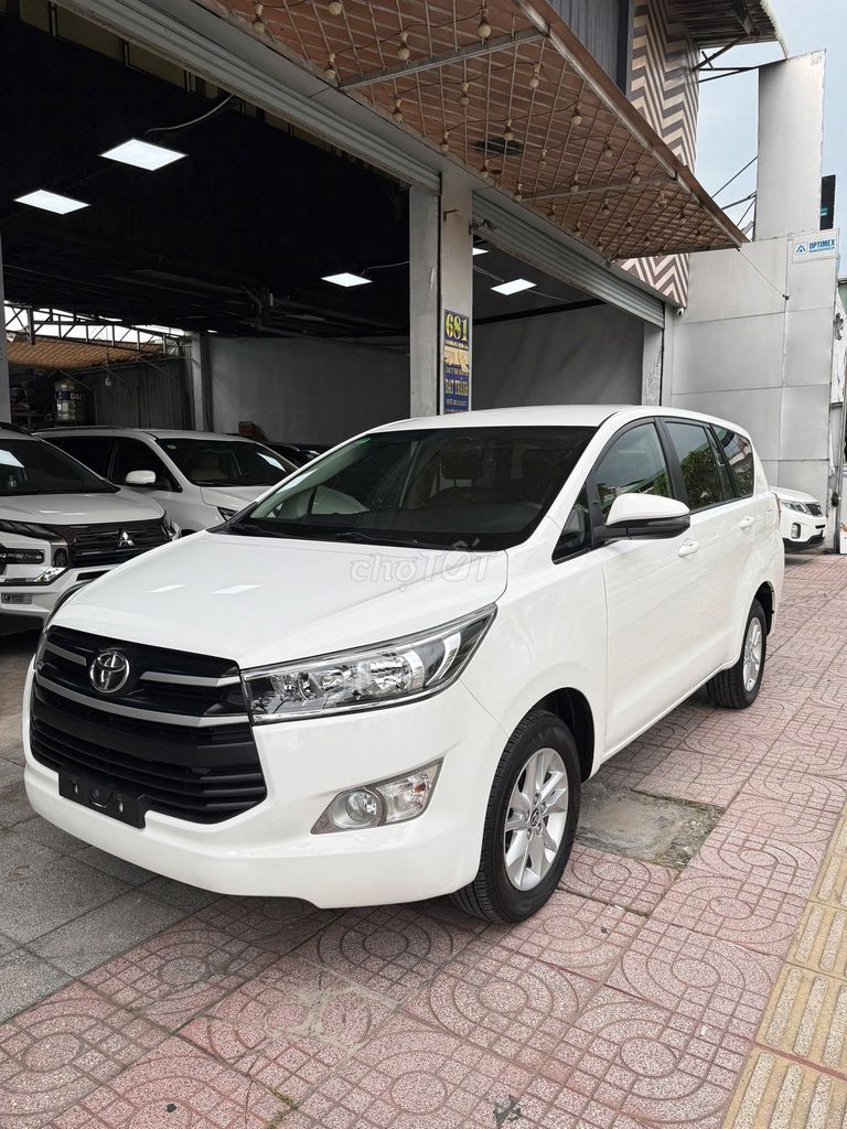 Toyota Innova 2.0E - 2020 - Trắng