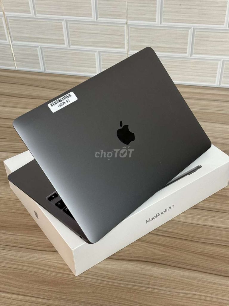 Kẹt Tiền bán MacPro 2020 Chip M1,16 GB,
SSD 512GB