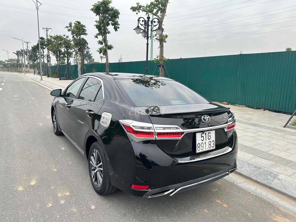 Toyota Corolla Altis 2019 1.8G Đen. Mua bán Ô tô tại Thành phố Hà Tĩnh Hà Tĩnh được đăng bởi Vĩnh Trung hình 2