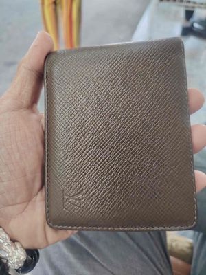 Ví nam LV chính hãng. Mua bán Túi xách tại Thành phố Long Xuyên An Giang được đăng bởi TL Long Xuyên