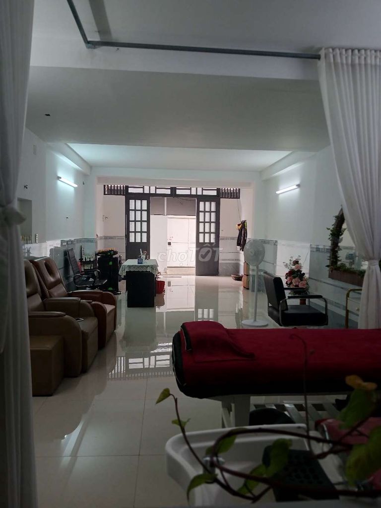 Cho thuê mặt băng kinh doanh spa