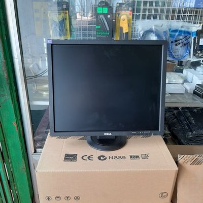 Về Màn Hình VUÔNG 19 in GIÁ RẺ. Mua bán Phụ kiện (Màn hình, Chuột...) tại Quận Tân Phú Tp Hồ Chí Minh được đăng bởi Nguyển Thành Công
