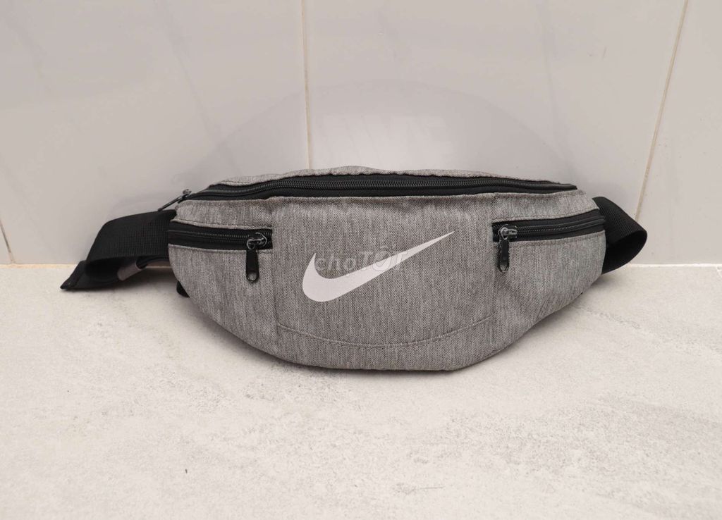 Túi đeo chéo / túi bao tử chính hãng Nike . Mua bán Túi xách tại Quận 6 Tp Hồ Chí Minh được đăng bởi hnqa hình 1