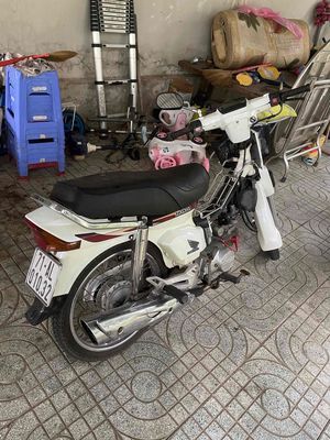Super dream chính chủ. Mua bán Xe máy tại Huyện Mỏ Cày Bắc Bến Tre được đăng bởi Nam