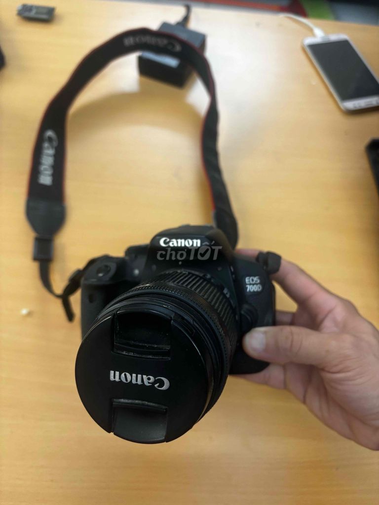 Máy ảnh Canon EOS 700D Đen. Mua bán Máy ảnh, Máy quay tại Thành phố Thủ Đức Tp Hồ Chí Minh được đăng bởi Lại Quang Tuyến hình 1