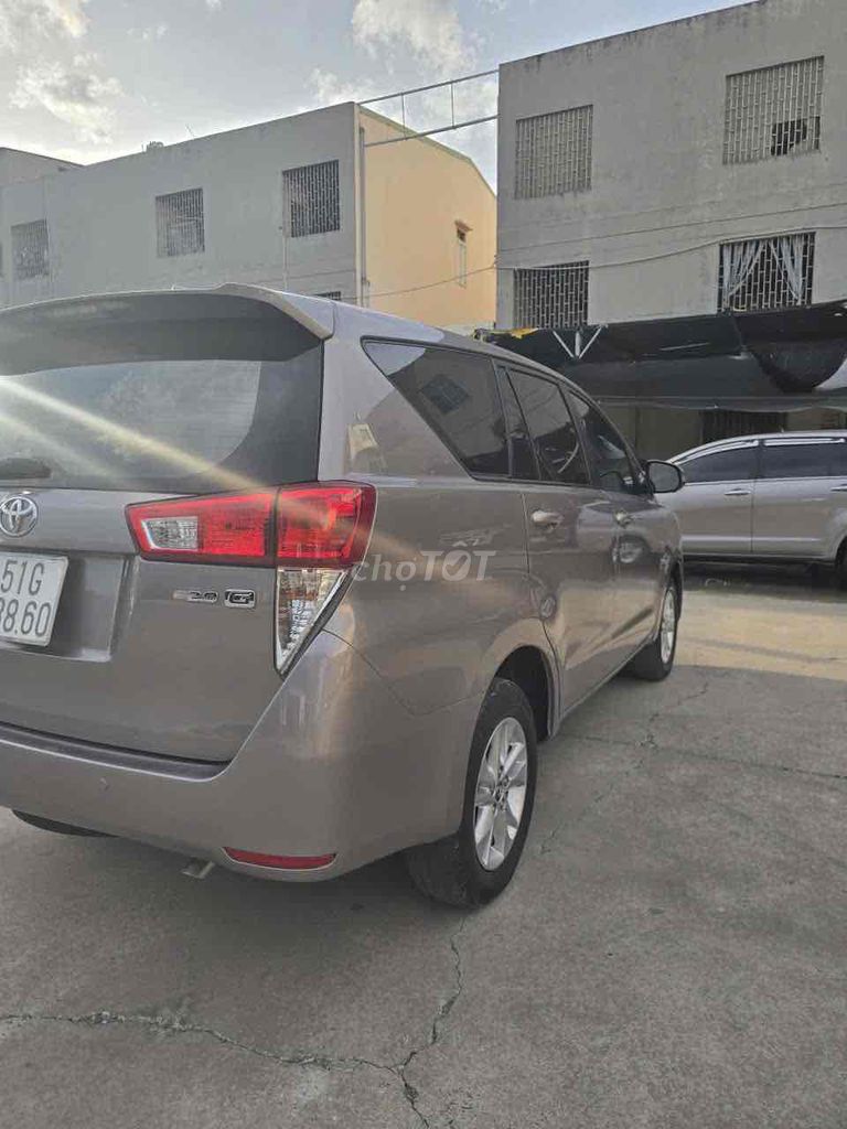 Toyota Innova 2018 photo 2