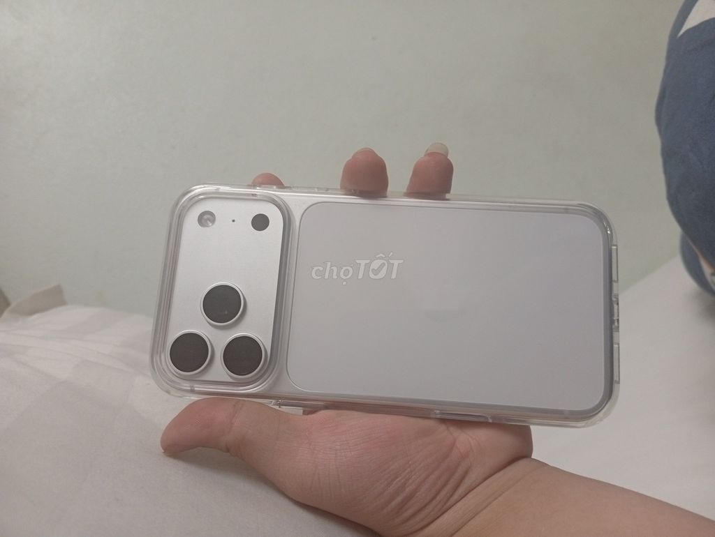 Apple iPhone 17 Pro Max Bạc. Mua bán Điện thoại tại Huyện Kiến Xương Thái Bình được đăng bởi Lam hình 1